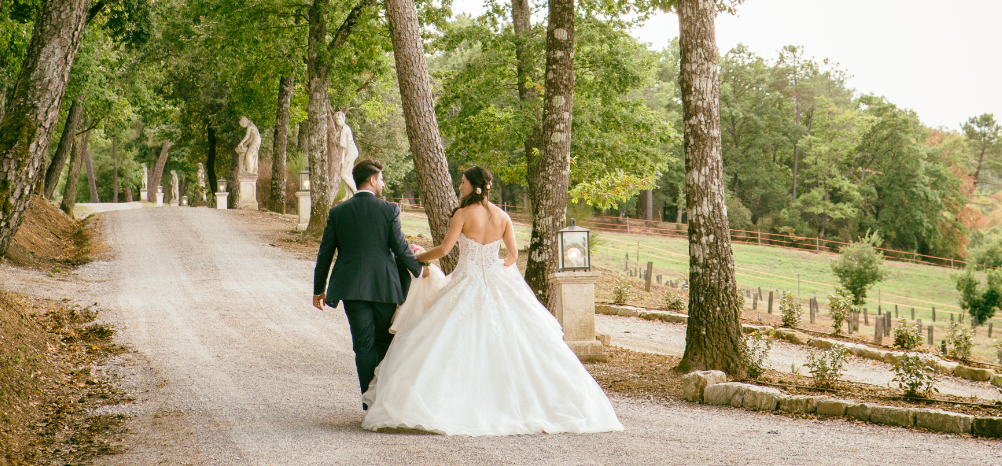 Country-chic wedding